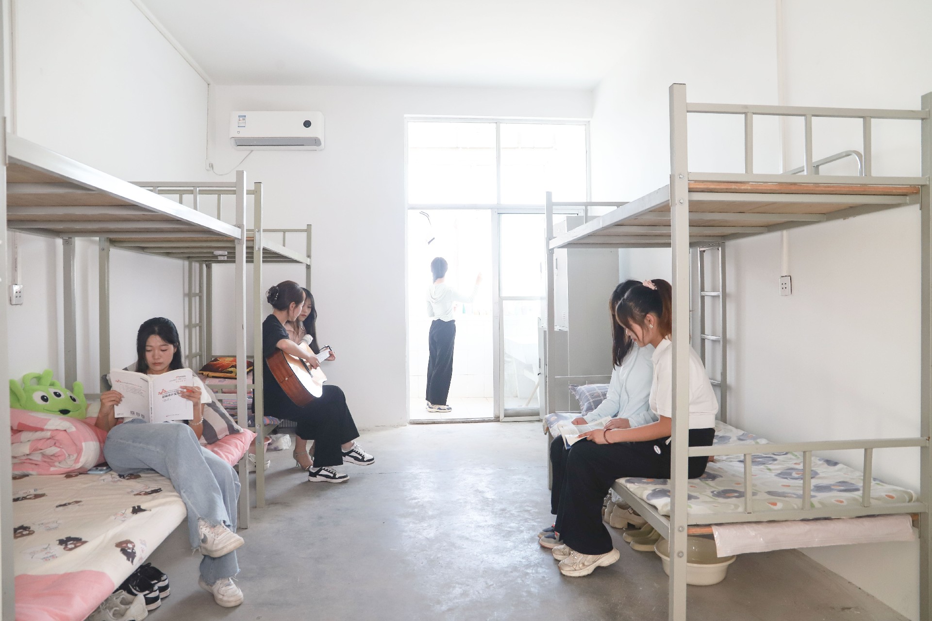 1703325751153135.jpg IMG_8688.jpg